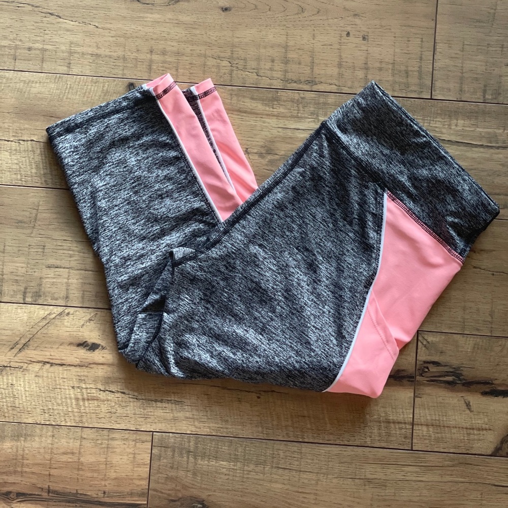 Active Capri Leggings